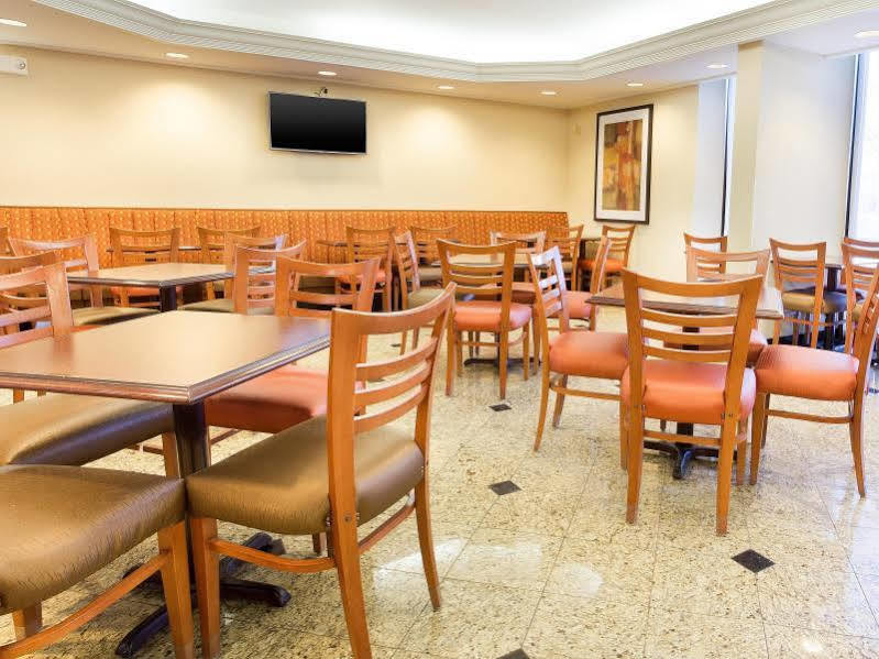 Drury Inn & Suites Terre Haute Dış mekan fotoğraf